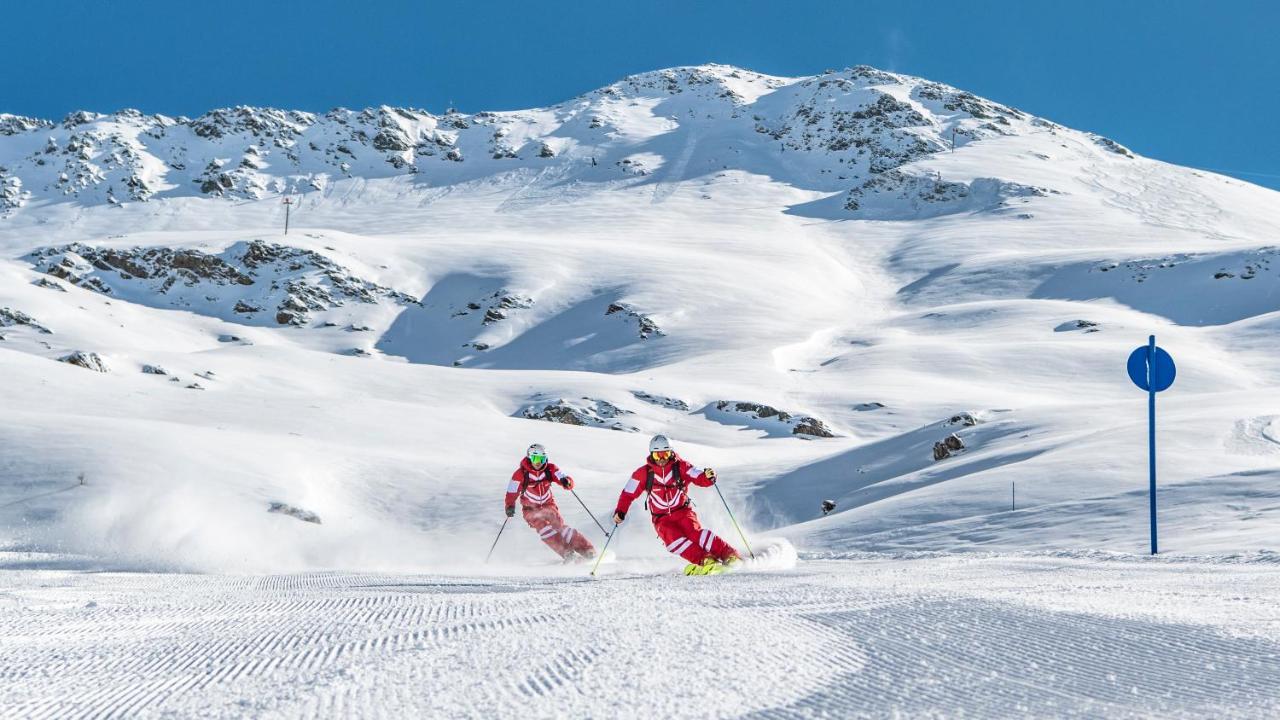 Fliana Arlberg Studios ซังคท์อันทอนอัมอาร์ลแบร์ก ภายนอก รูปภาพ