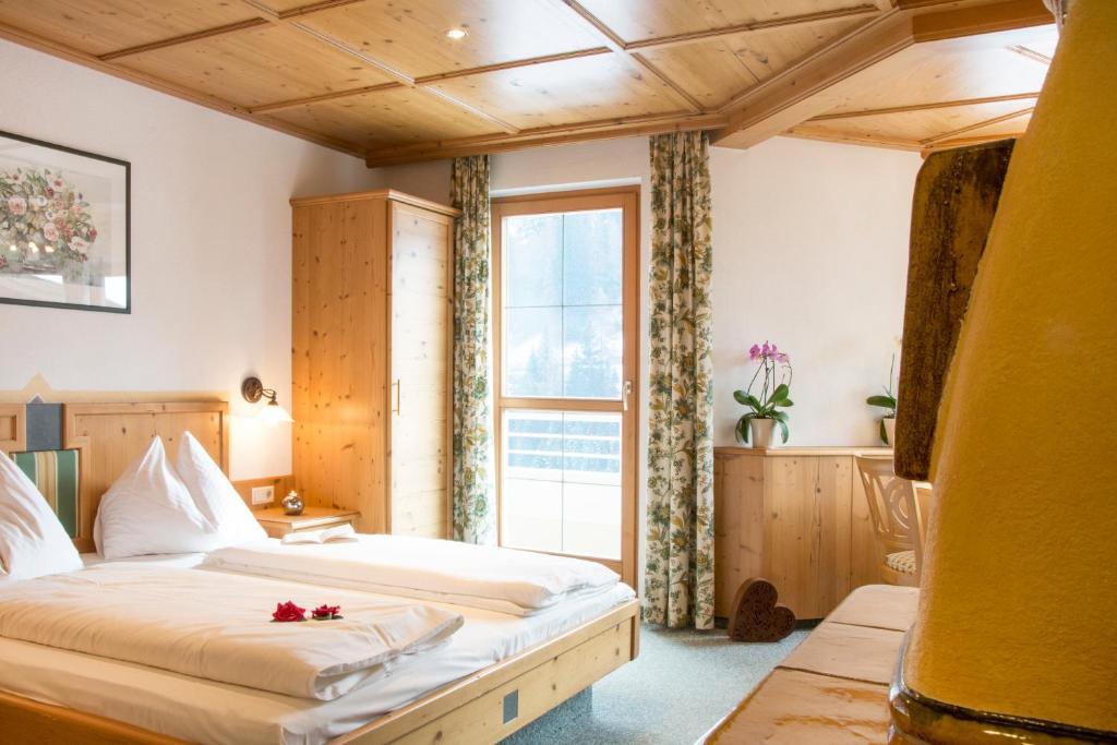 Fliana Arlberg Studios ซังคท์อันทอนอัมอาร์ลแบร์ก ภายนอก รูปภาพ